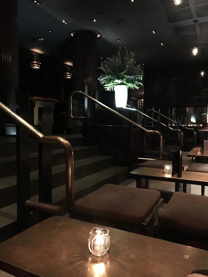 Bar 44