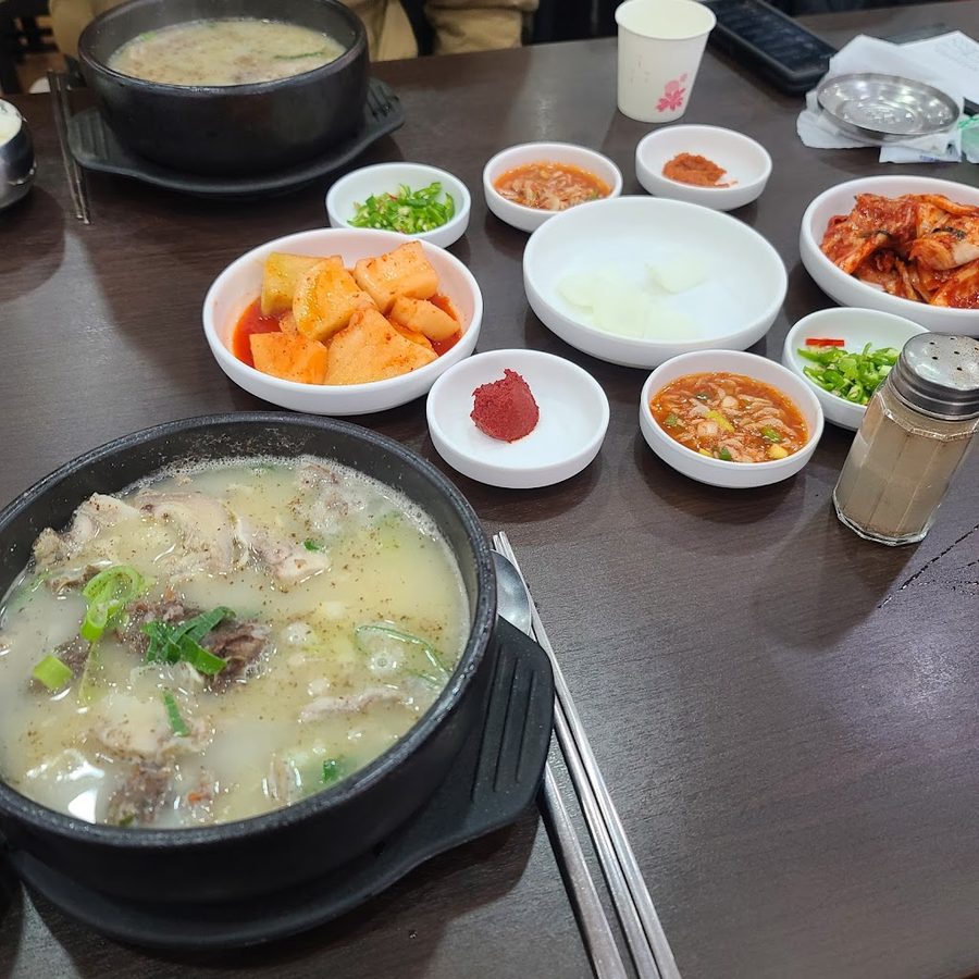 Yongchugol Migung Sundae Seosuwon Branch