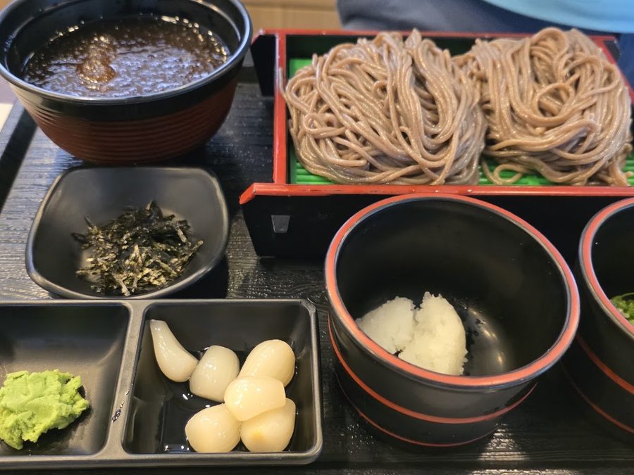 Bongpyeong Baa Memil Makguksu