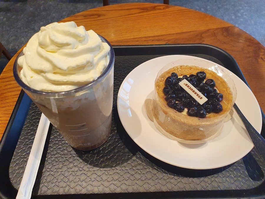 스타벅스 가재울뉴타운점