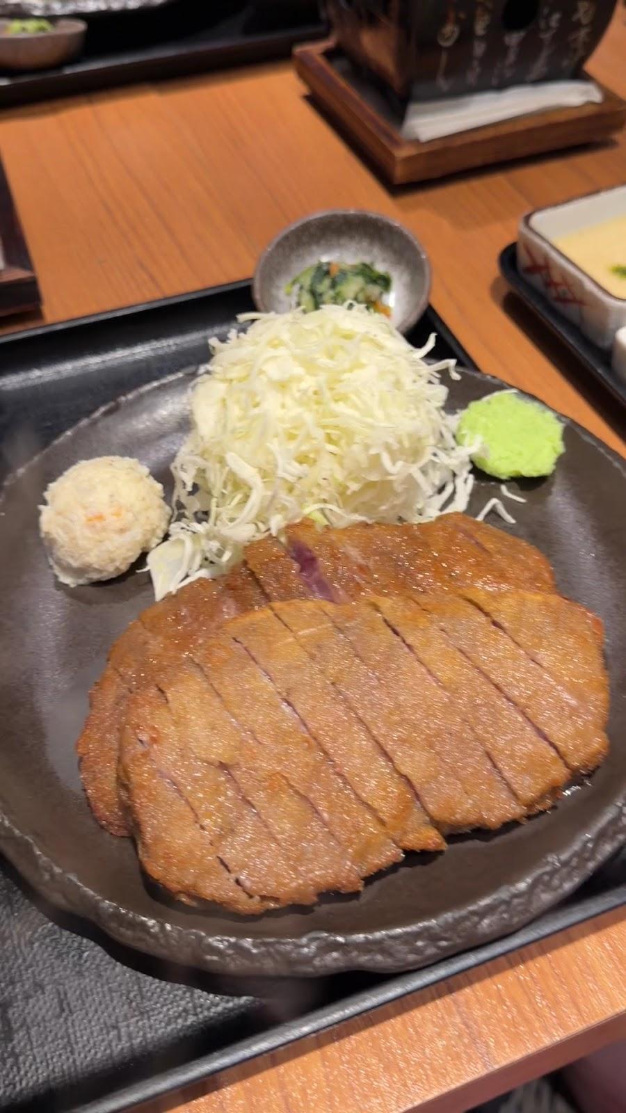 牛かつもと村 新宿南口店
