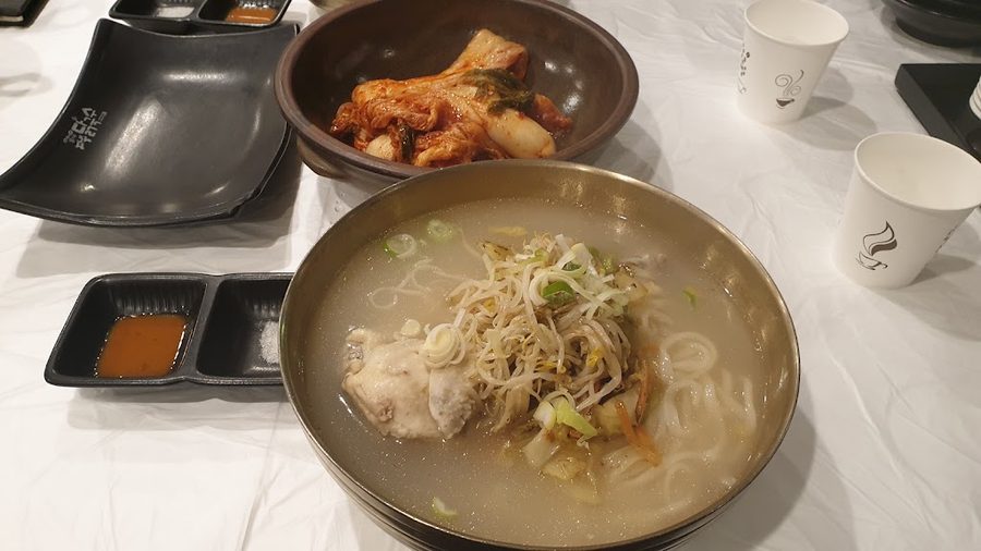坡州雞刀削麵 束草店