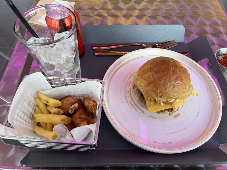 Four Seasons Burger