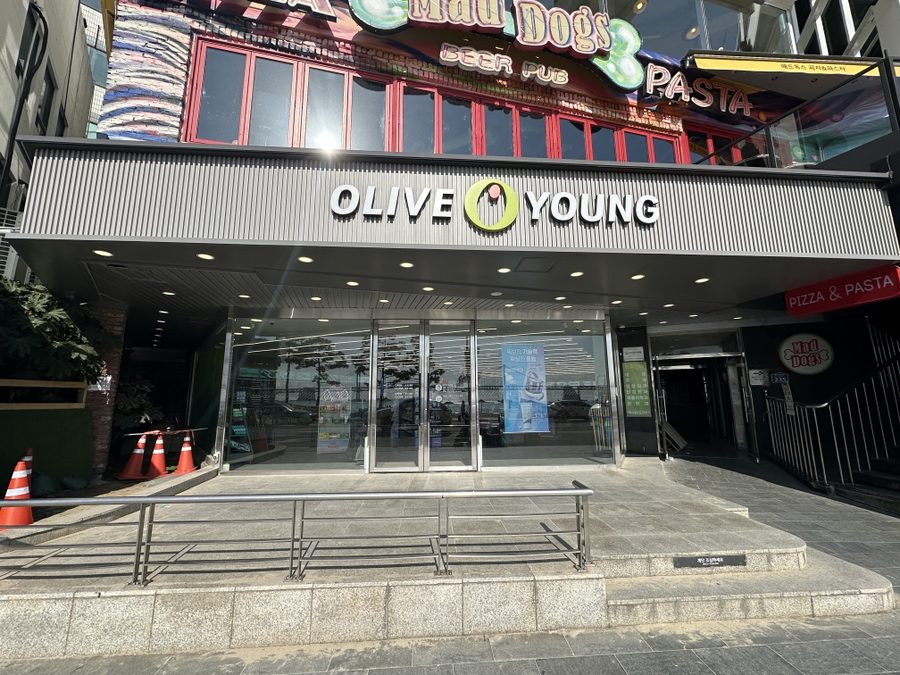 オリーブヤング 広安ビーチ店