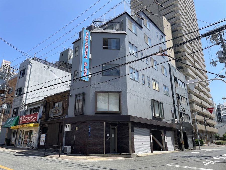 Rally's Craft Coffee Beer and Guest House