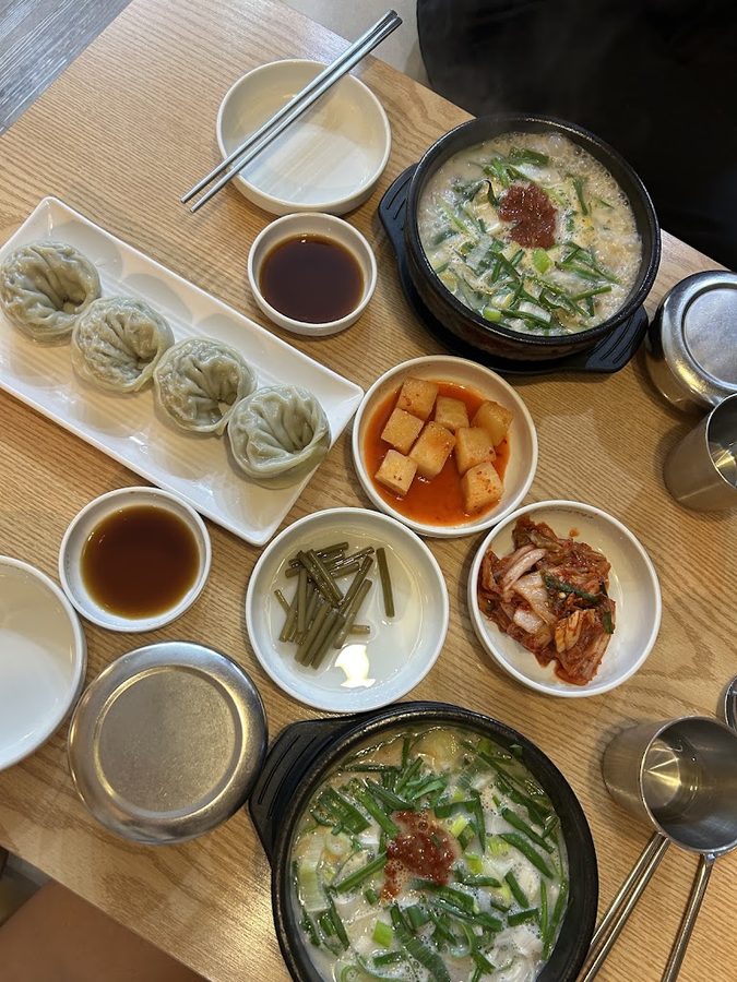 Busan Ajimae Gukbap Pine Avenue Branch