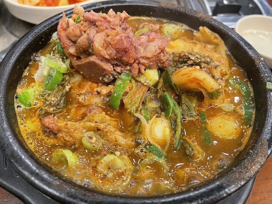 全俊秀名品青瓦馬鈴薯排骨湯 藥峴店
