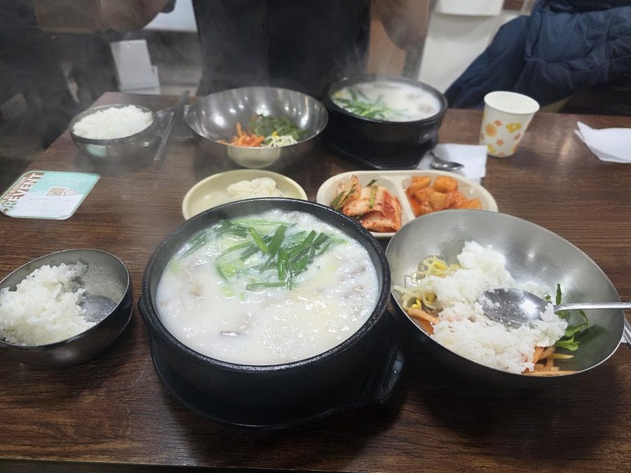 Busan Dwaeji Gukbap