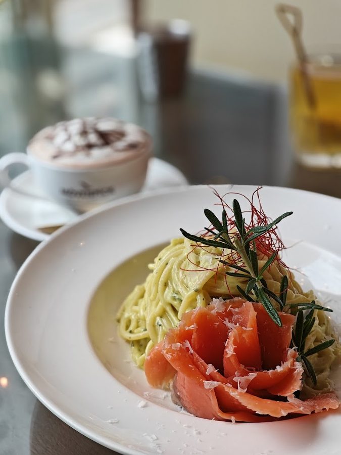 Go Dutch Cafe