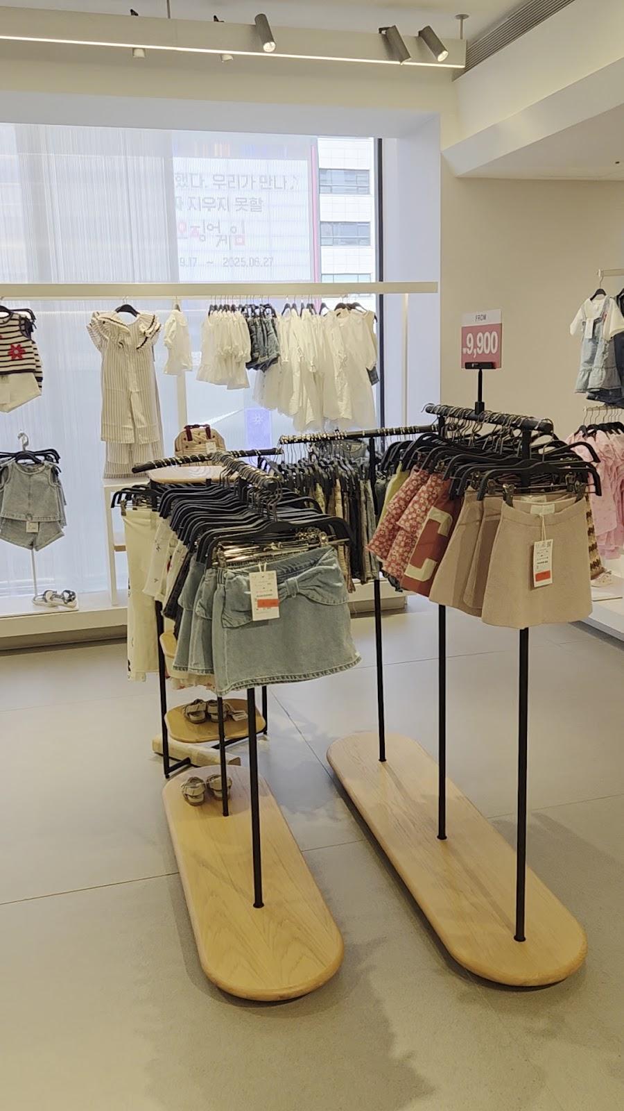 ZARA GANGNAM FLAGSHIP STORE