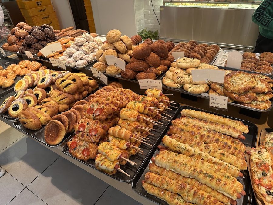 宮殿製菓 忠壮路本店
