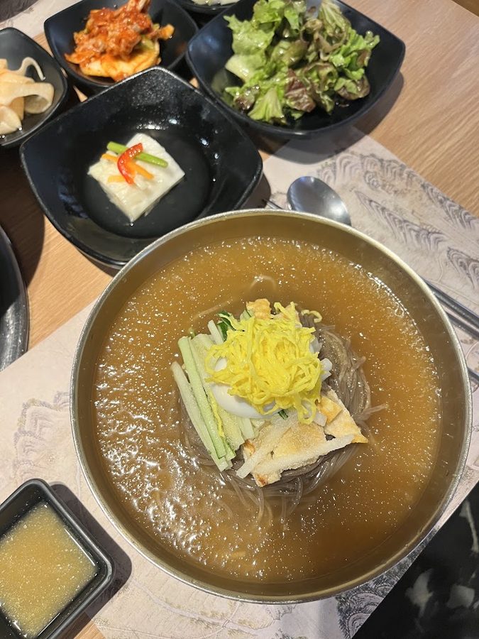 Jinju Naengmyeon Sanhong Sangdae Jikyeong Branch