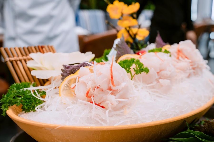Chinh Thuỷ SeaFood Restaurant - Nhà Hàng Hải Sản Hà Nội