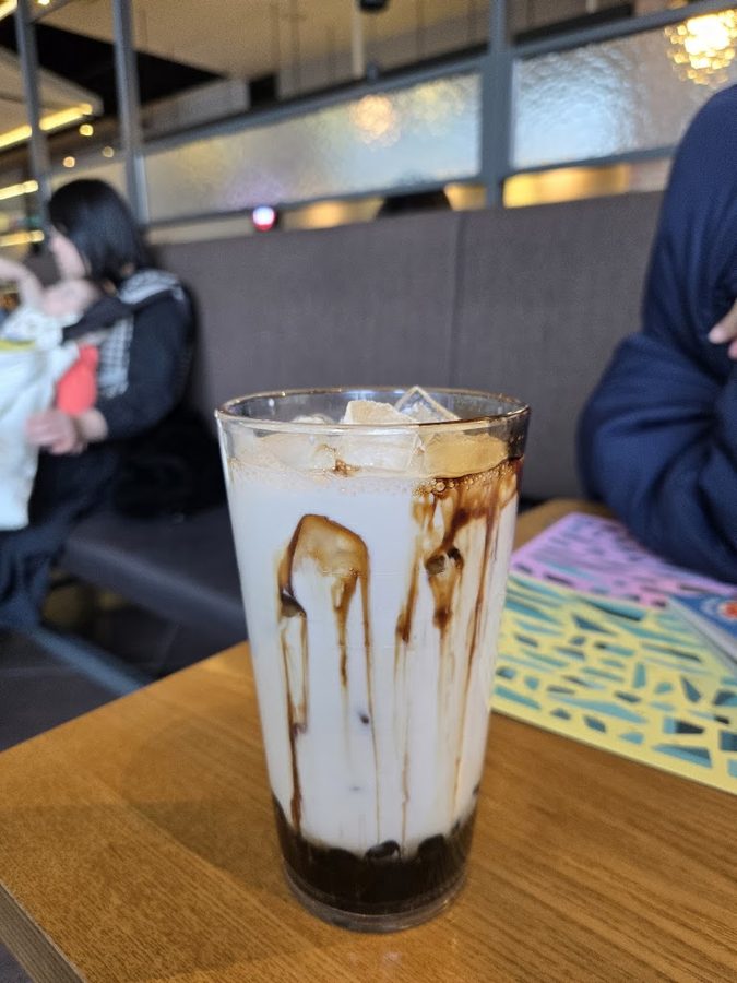 Hollys Coffee