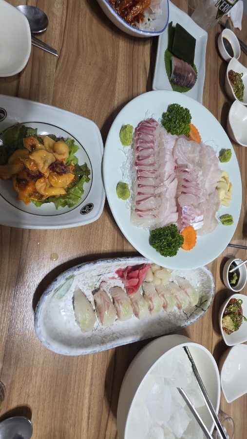 三星生魚片店