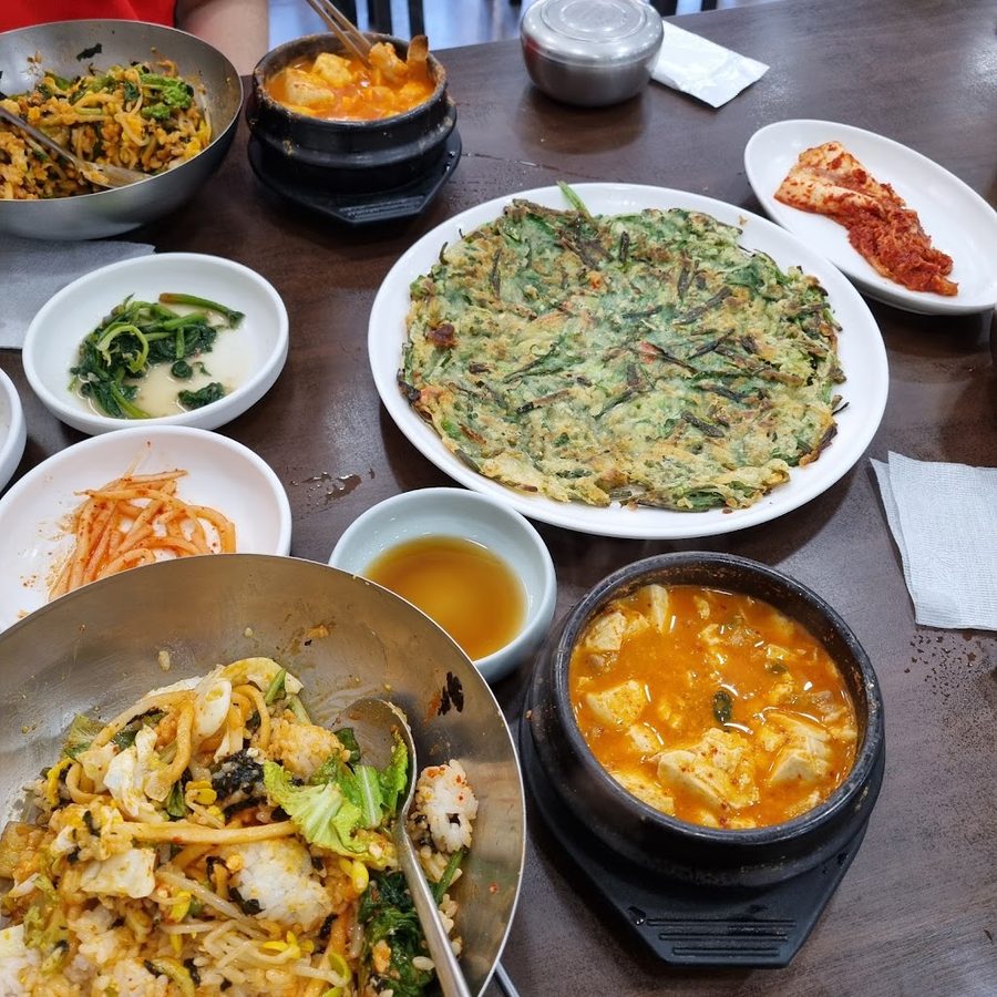 Kongbatgol Sundubu