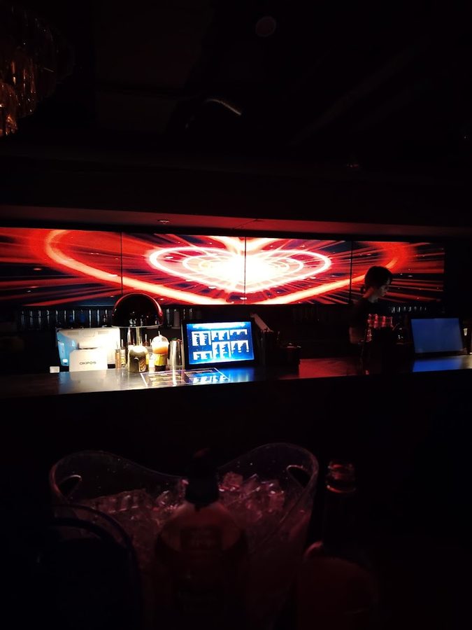Peep Lounge
