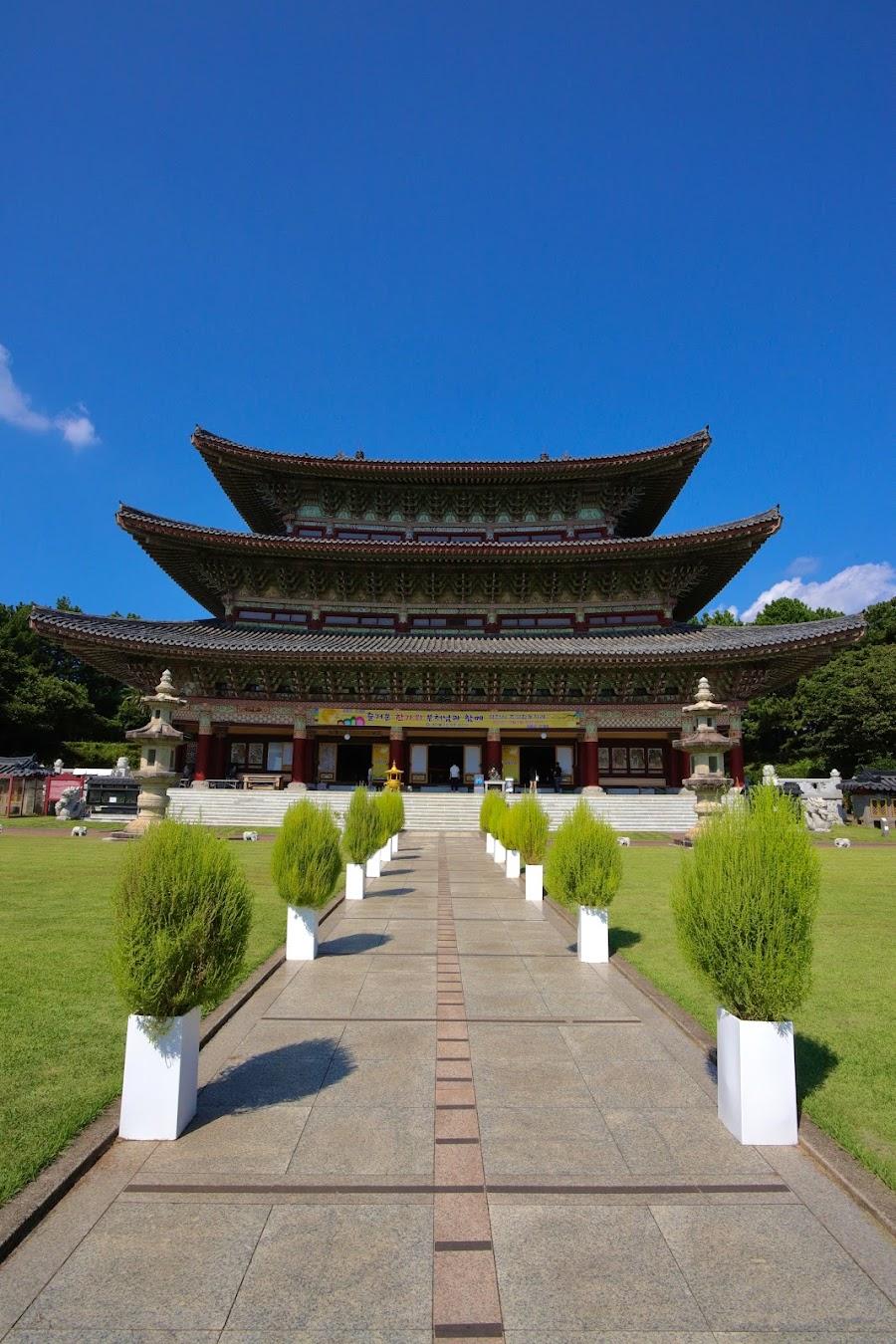 Yakcheonsa Temple