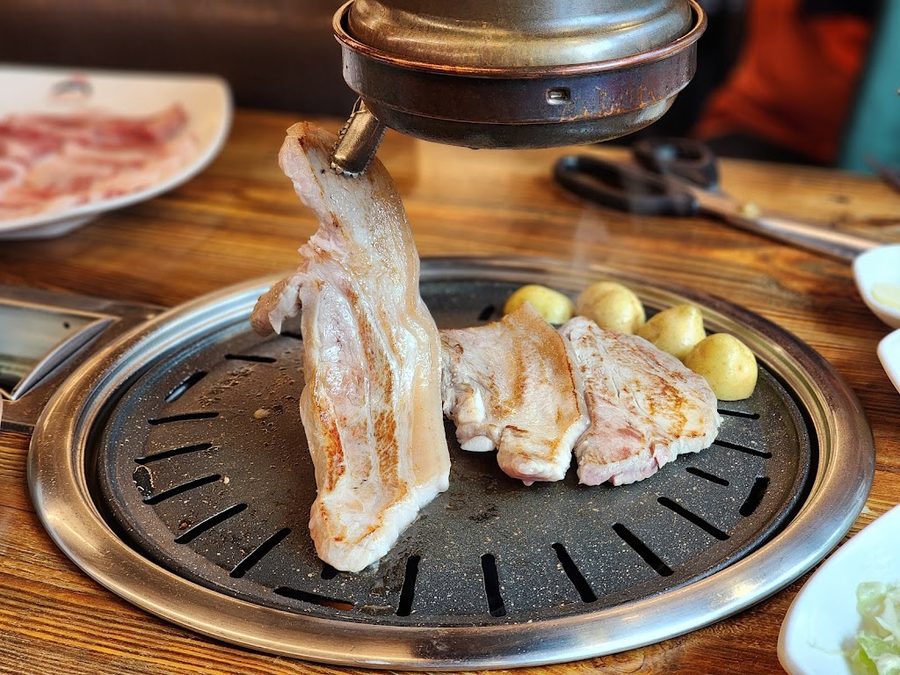 Hanok Galbi (Korean Traditional House)