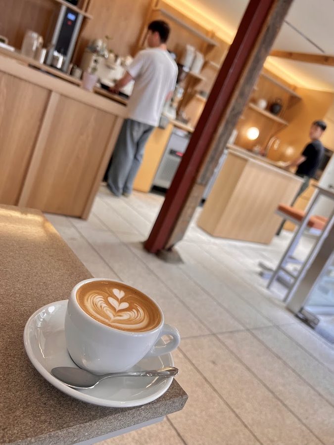 H Coffee Roasters Seochon Branch
