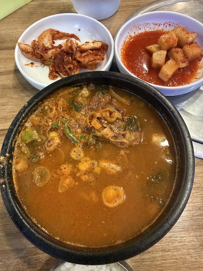 황토감자탕 강남직영점