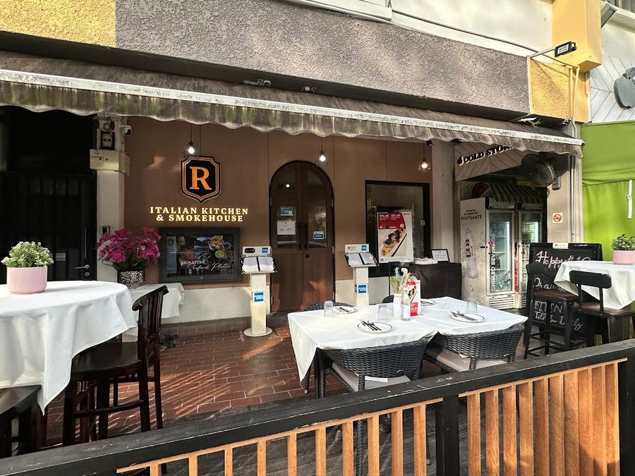 R Italian Kitchen & Smokehouse