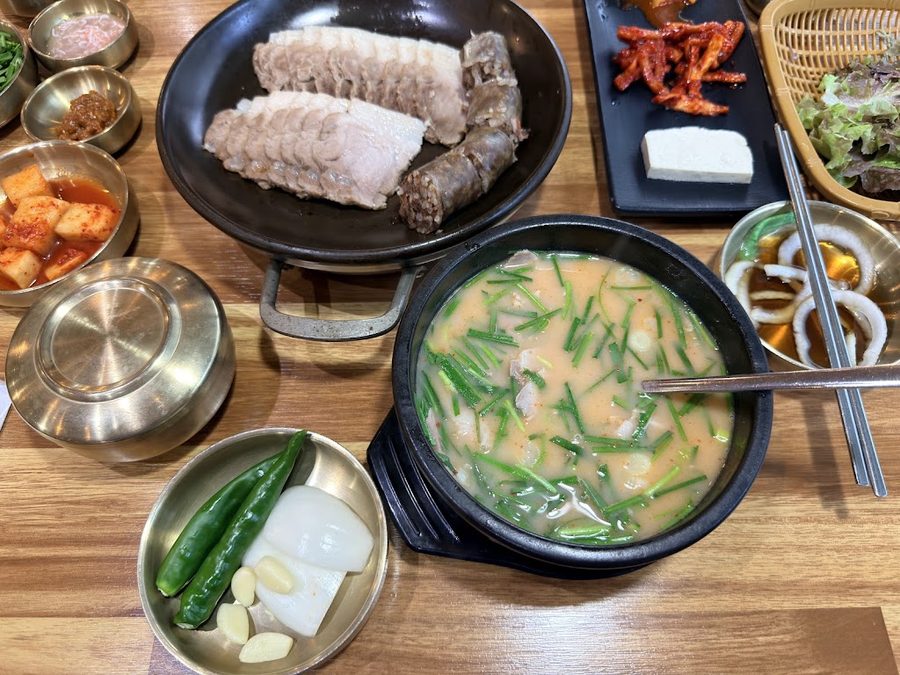 Mongsil Jongga Dwaeji Gukbap