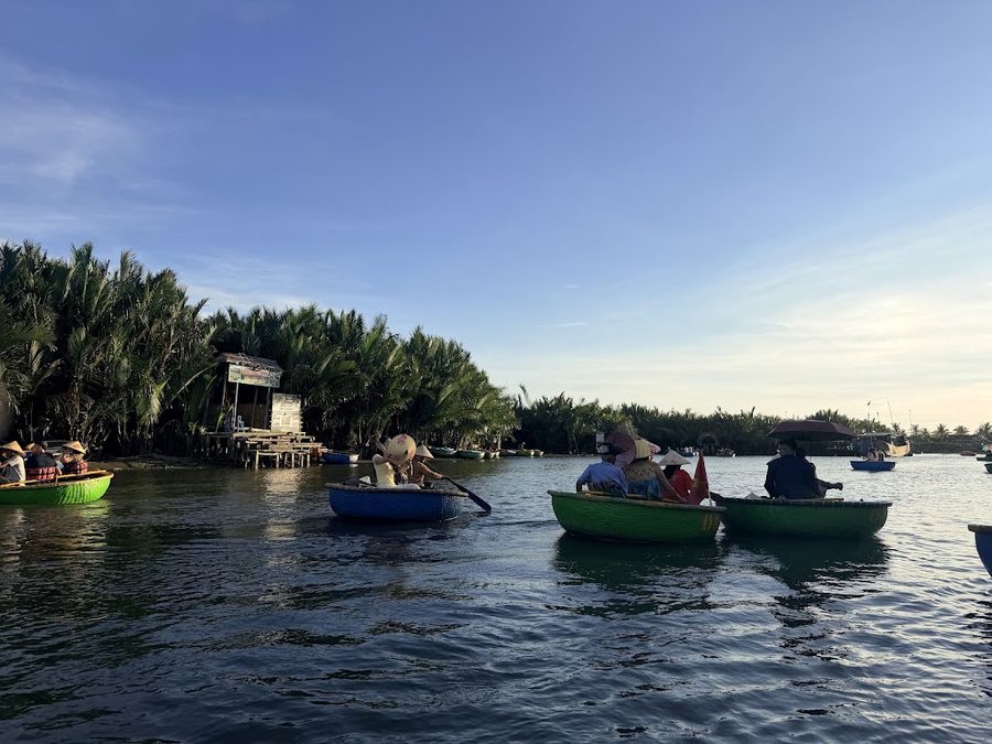 Tin Basket Boat Tour