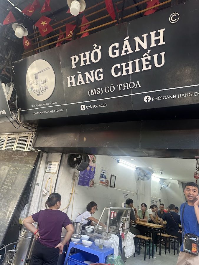 Phở gánh Hàng Chiếu Ms.Thoa