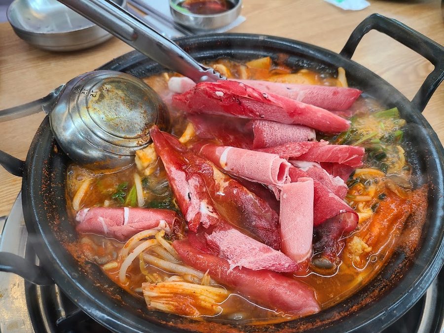 登村涮涮鍋刀削麵 千戶店