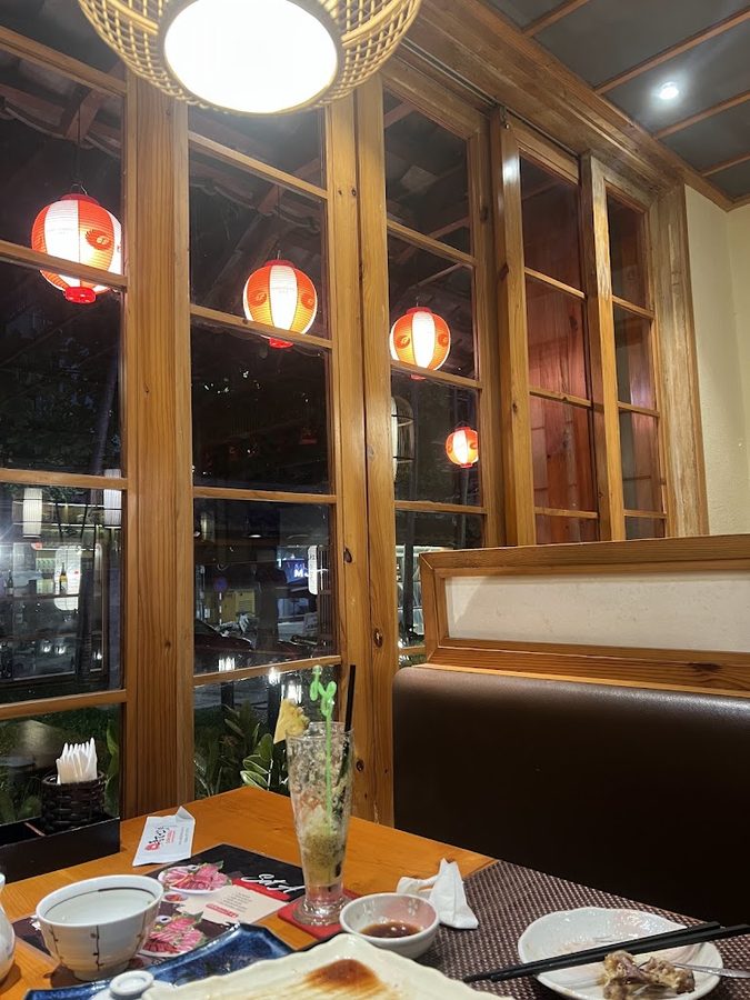 Sushi World