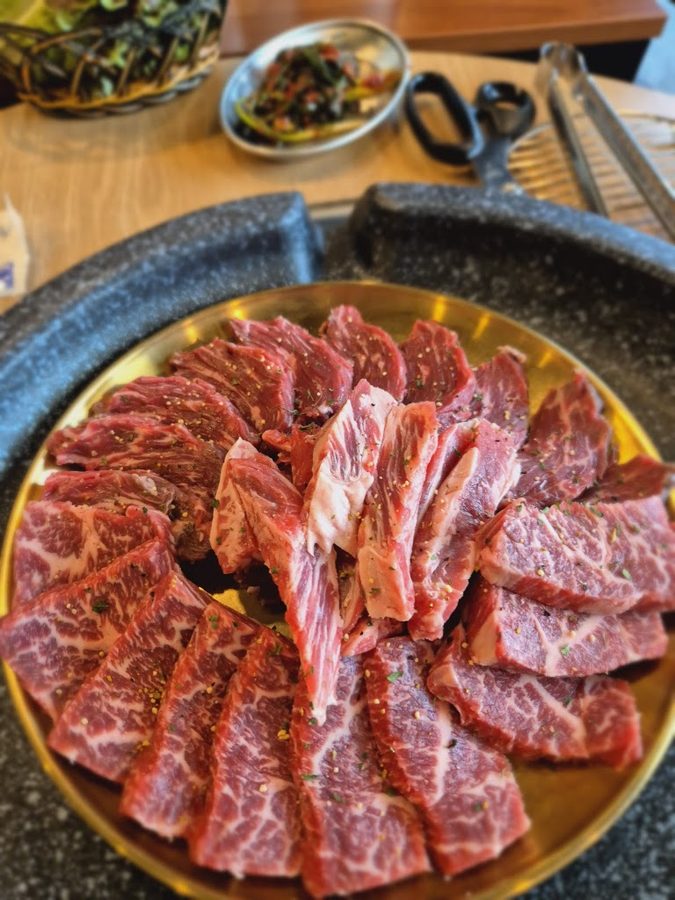 Jeju Kkot Dwaeji