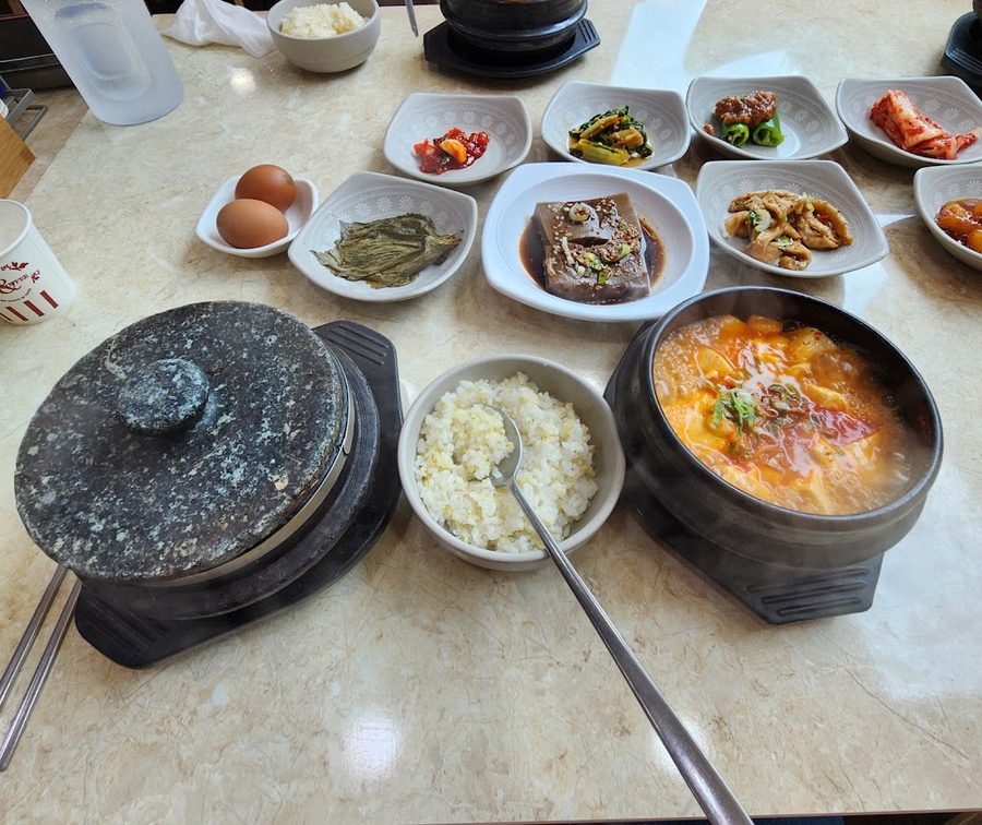 スガソンスンドゥブ専門店