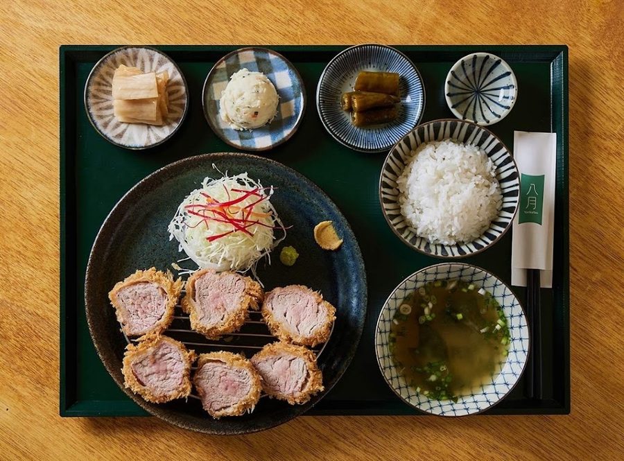 トンカツ八月 孔徳店