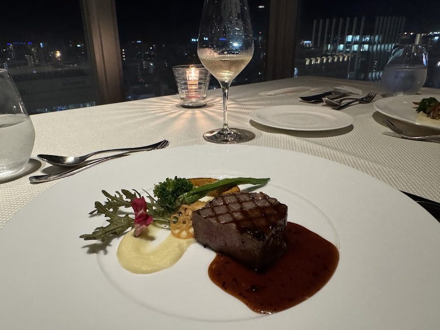 Dining 19