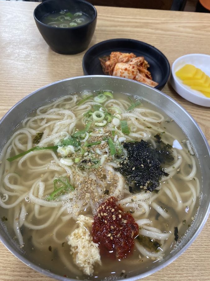 30년 전통 소문난 손 칼국수