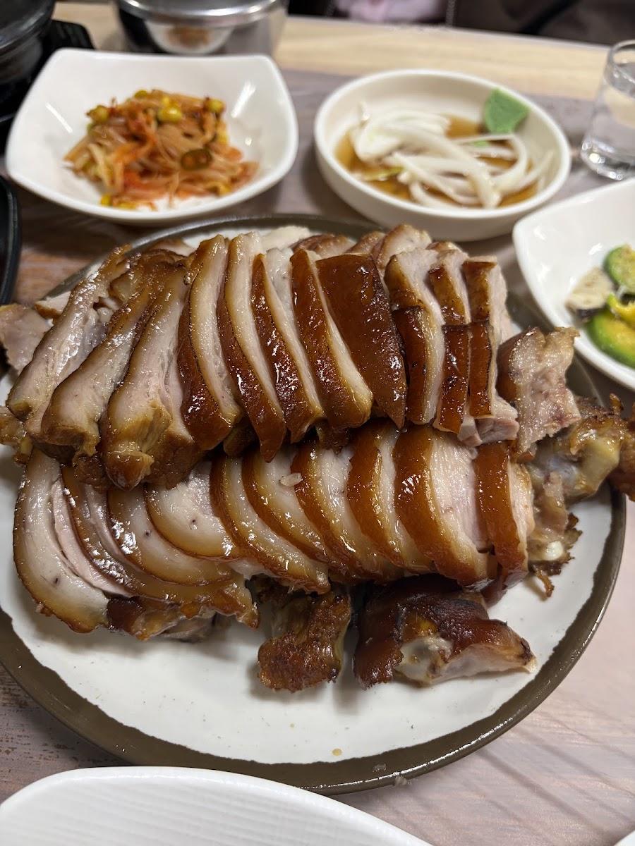 第一王豬腳