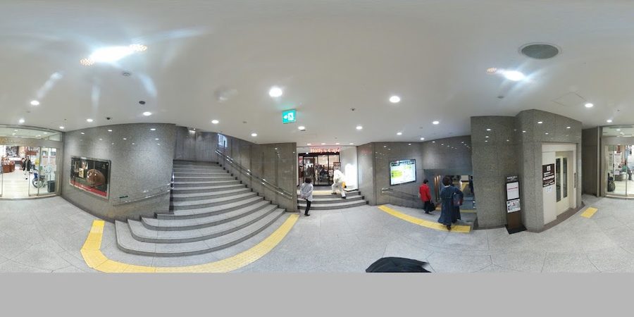 ホリーズカフェ 河原町中央口店