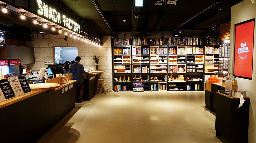 Board Game Cafe Red Button Kyungsung University Branch