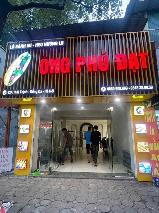 Heo nướng lu Ông Phú Đạt cơ sở 9
