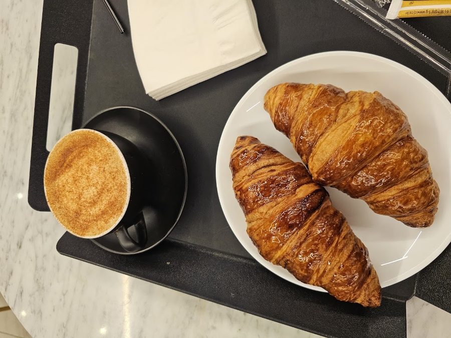 Marisis Cafe & Bakery