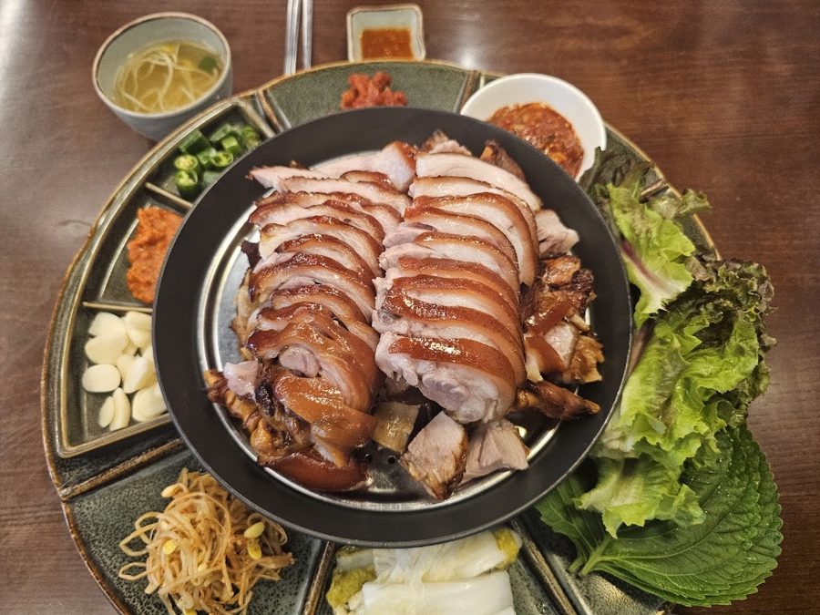 咸德豬腳Sroun