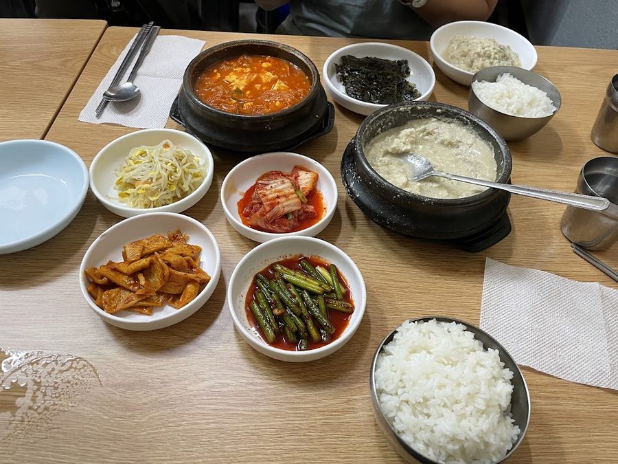 コンマウル食堂