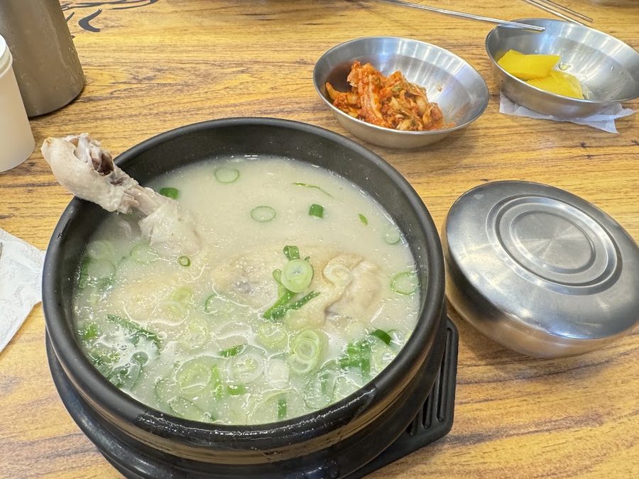 彥陽雞肉刀削麵