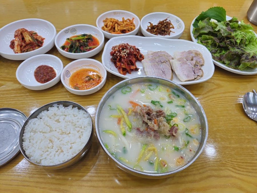 명동곰국시봉평막국수