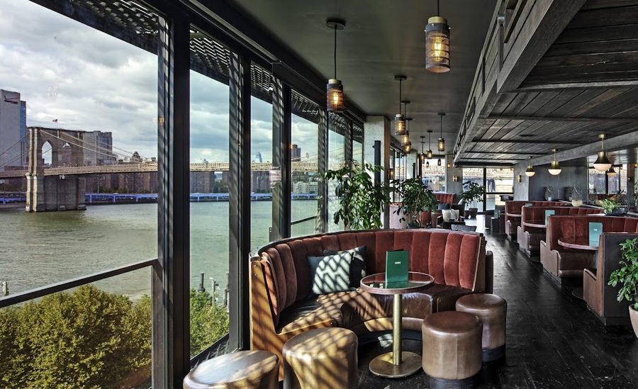 Harriet's Lounge