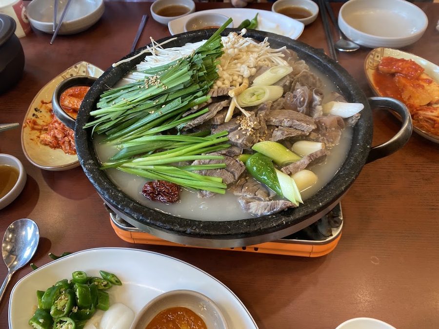 Pujuuok Seolleongtang Doganitang