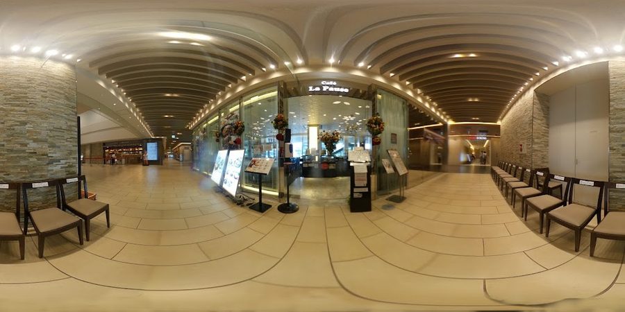 カフェ ラ・ポーズ ルクア大阪店