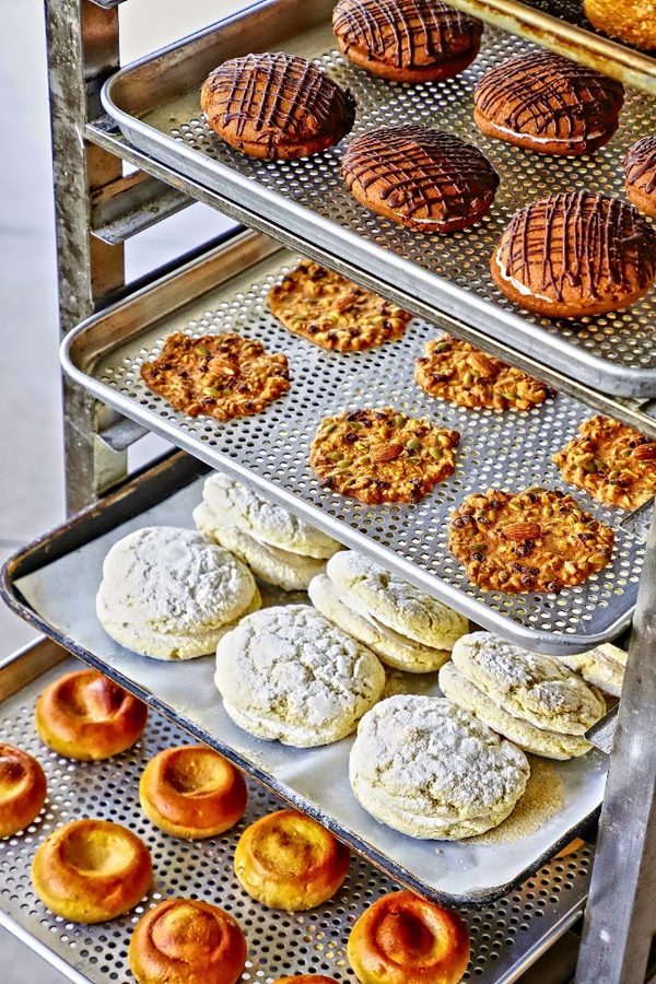 Baking Bread Family Onammae