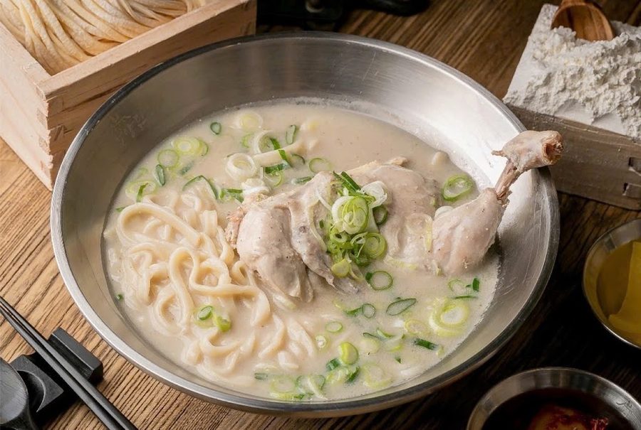 언양 닭칼국수 판신롱점